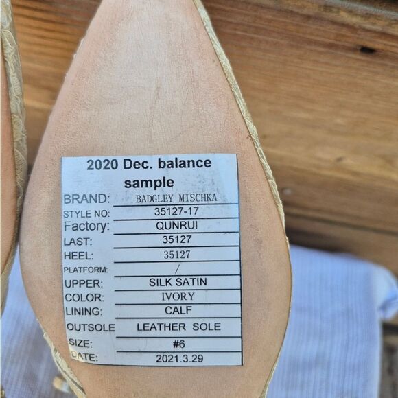 Badgley Mischka Women's Betsy Lace Kitten Heel Pumps - Picture 14 of 16